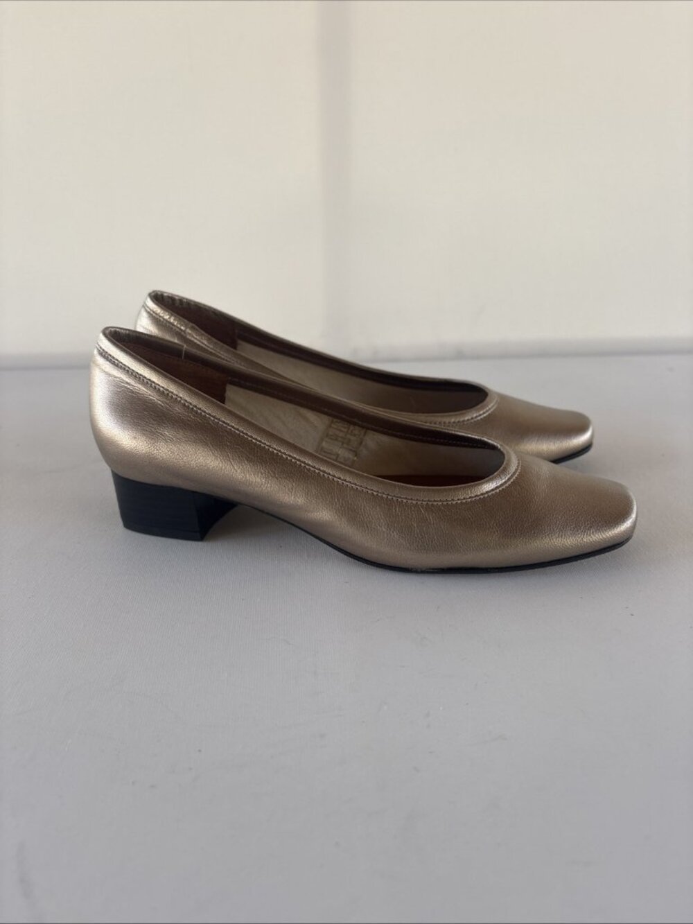 Marisa Paris Metallic Gold Low Block Heel Leather Heels EU 36 US 6